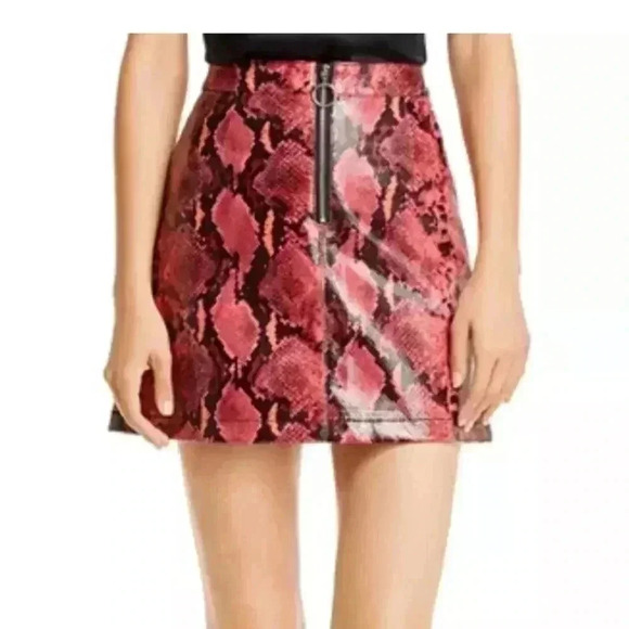 GUESS  Yolanda Snake Print Faux Leather skirt size medium - Picture 1 of 5